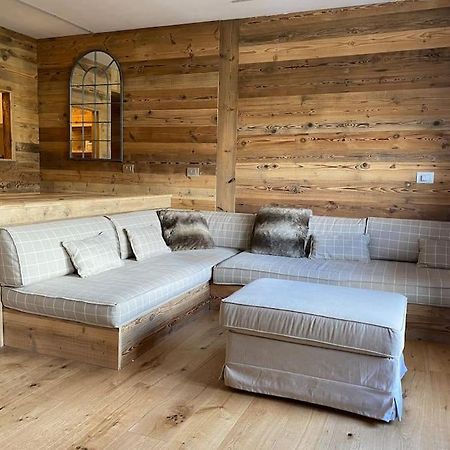 Incantevole Appartamento Stile Chalet Breuil Cervinia Exterior foto